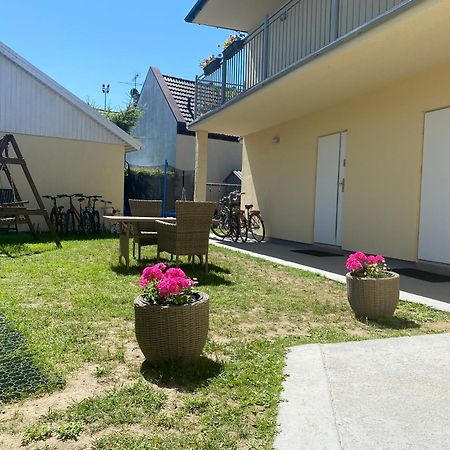 Bursztyn 2 Apartamento Rewal Exterior foto