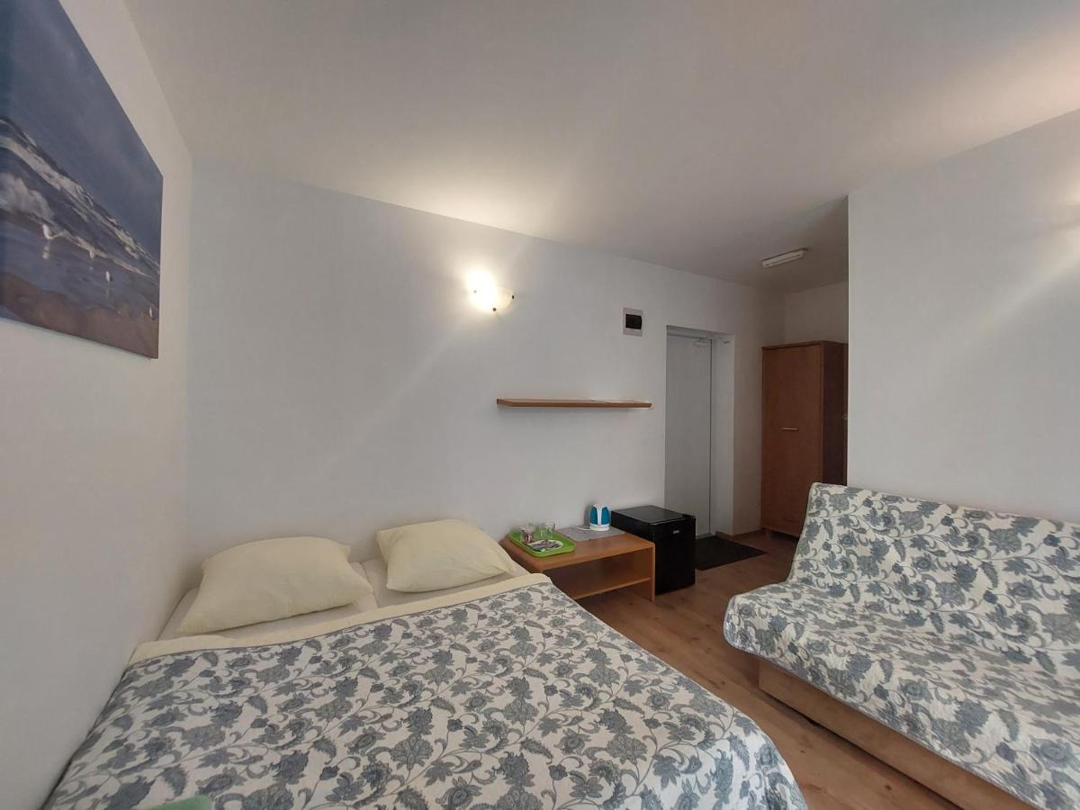 Bursztyn 2 Apartamento Rewal Exterior foto