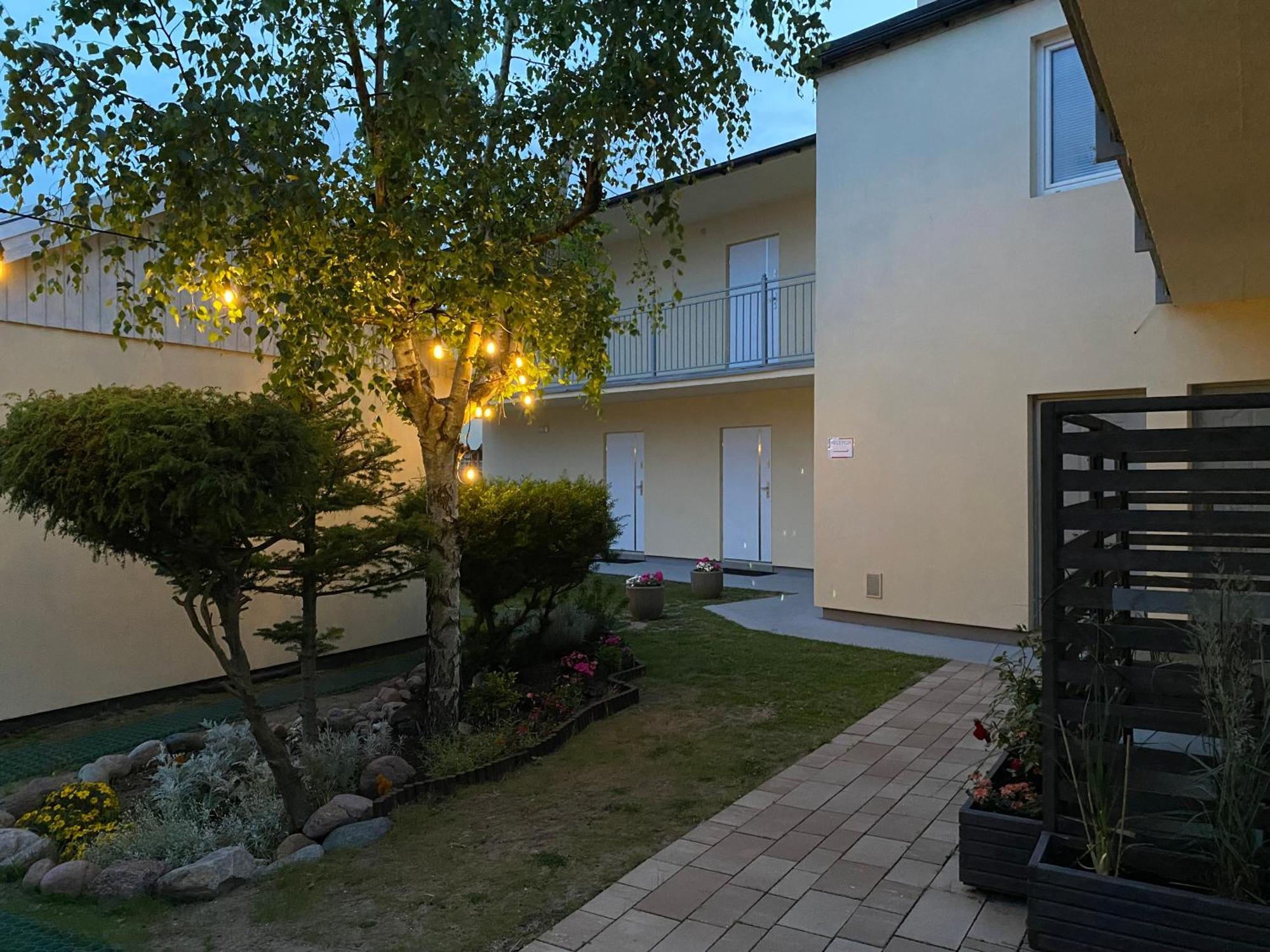 Bursztyn 2 Apartamento Rewal Exterior foto