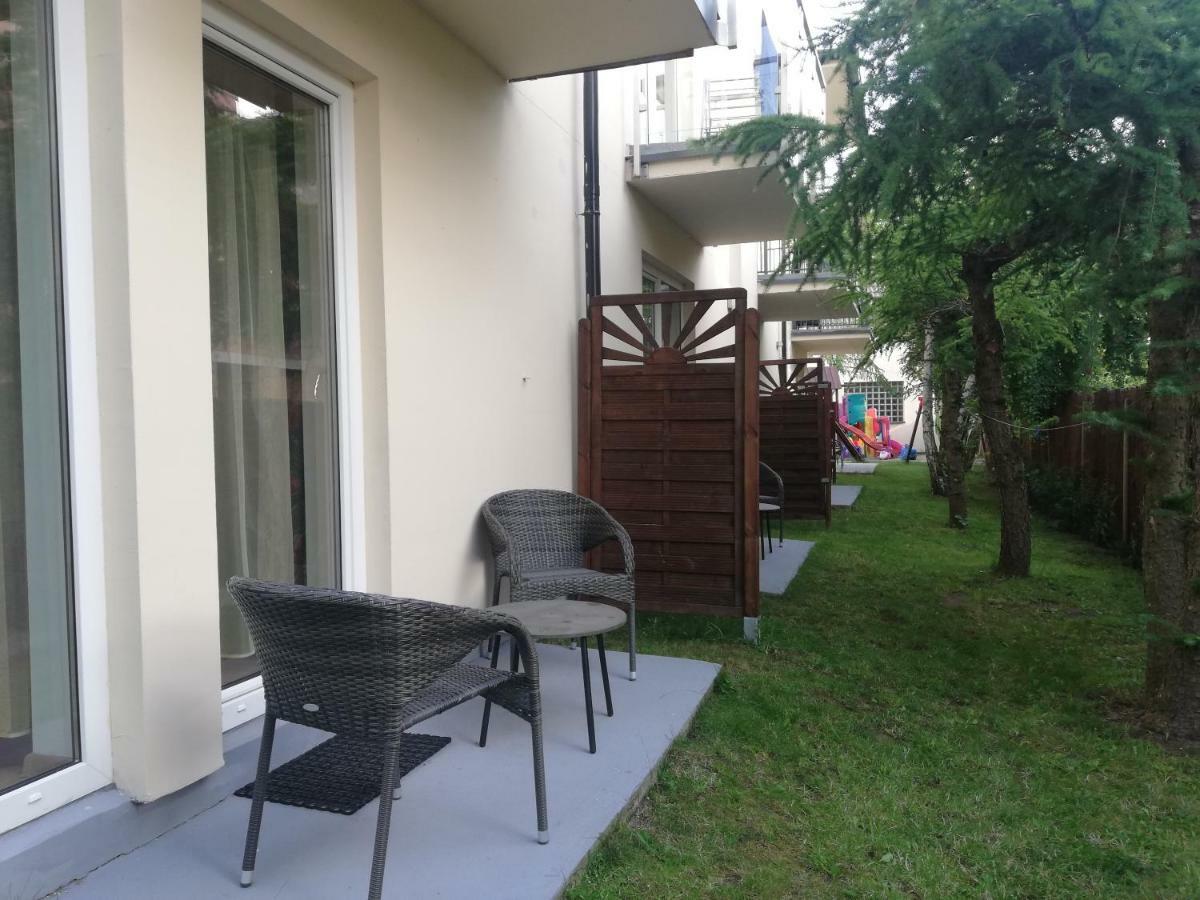 Bursztyn 2 Apartamento Rewal Exterior foto